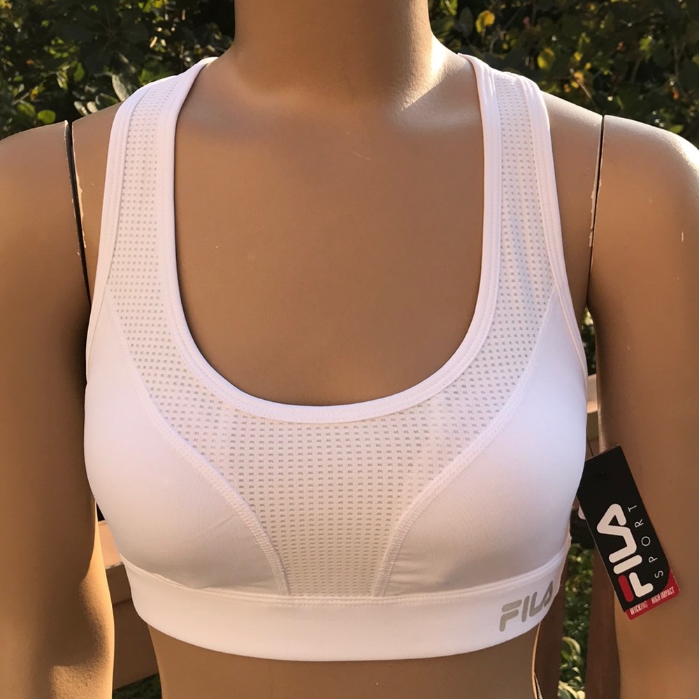 ๐ธWhite Fila sports bra